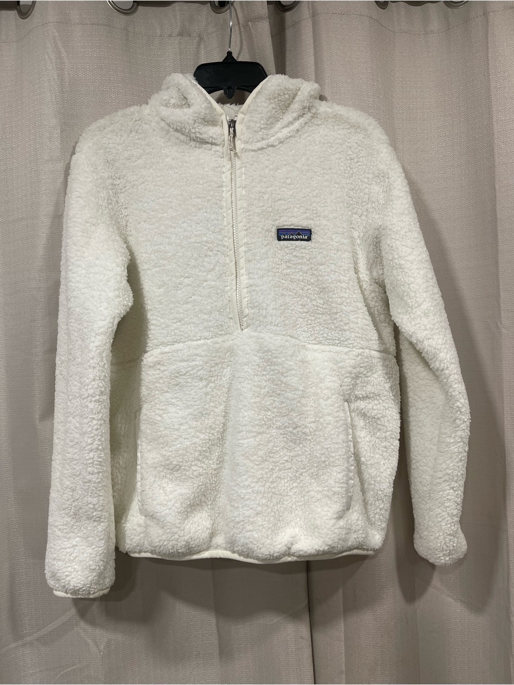 Patagonia White Sherpa Half-Zip Pullover Hoodie
